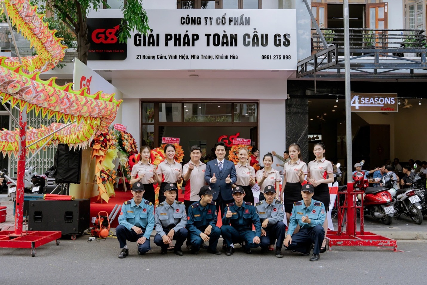 Picture5.jpg (390 KB)